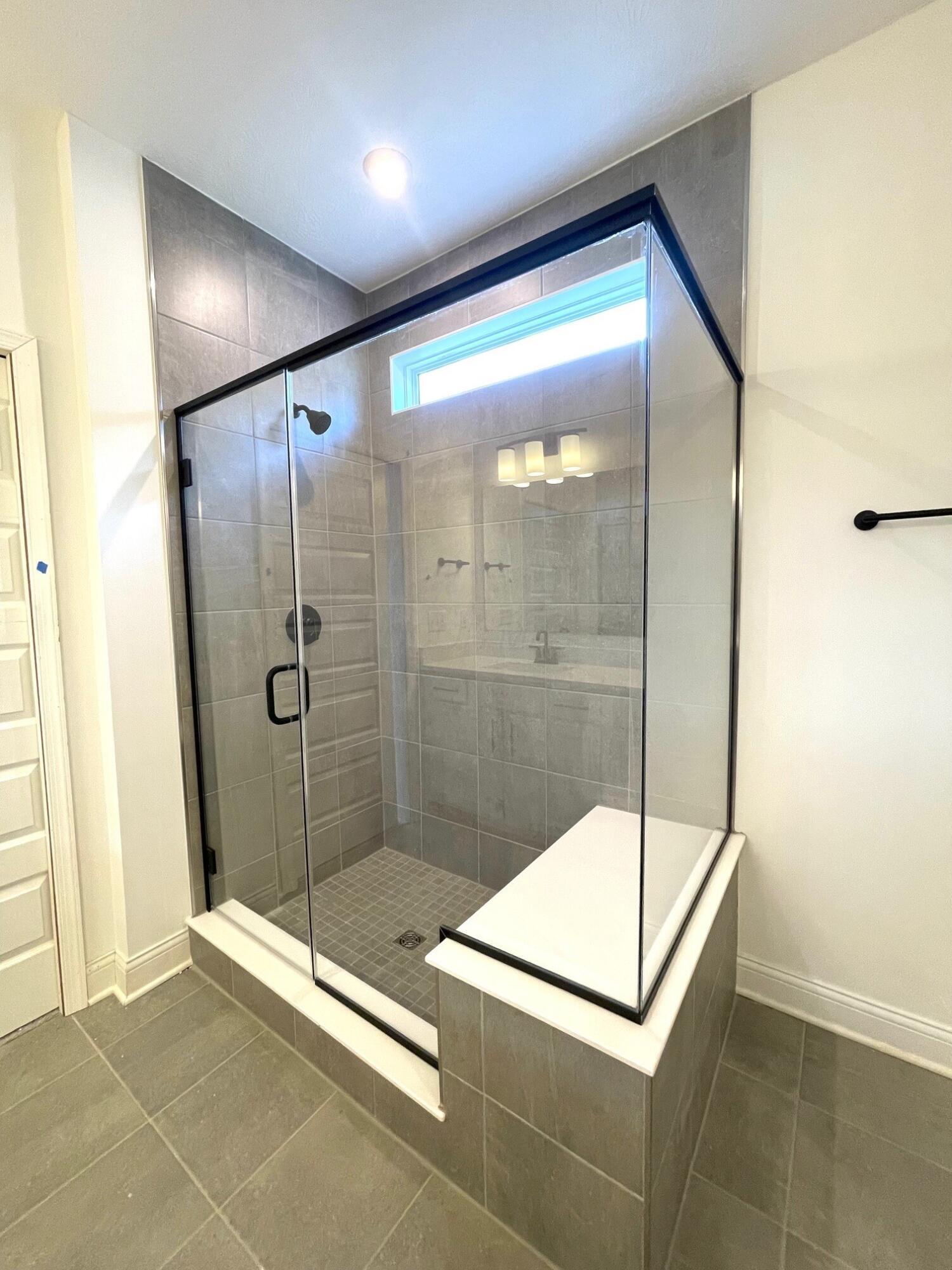 960 Oldcastle Road Lewis Center, OH 43035 - Photo 6 of 20 Primary Bathroom Seat