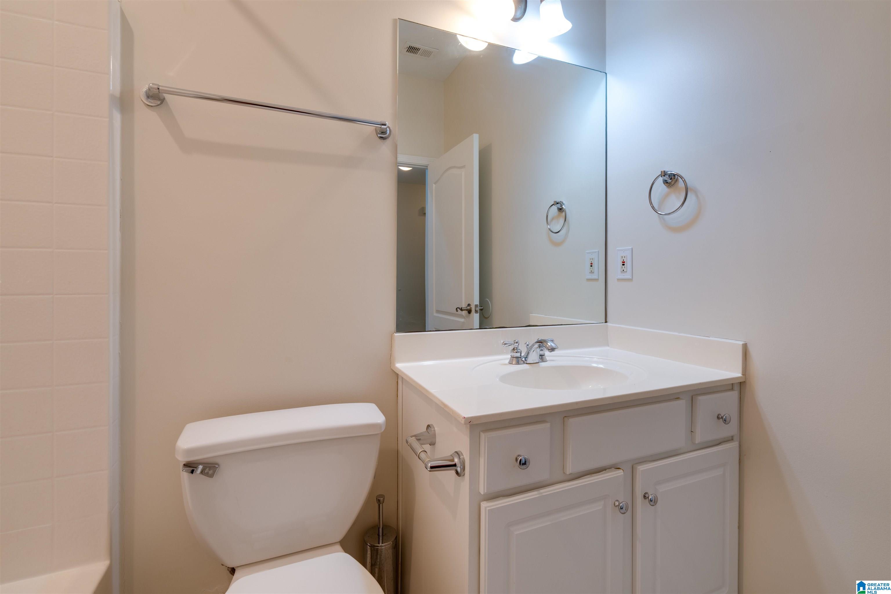 222 High Ridge Drive Pelham, AL 35124 - Photo 16 of 19