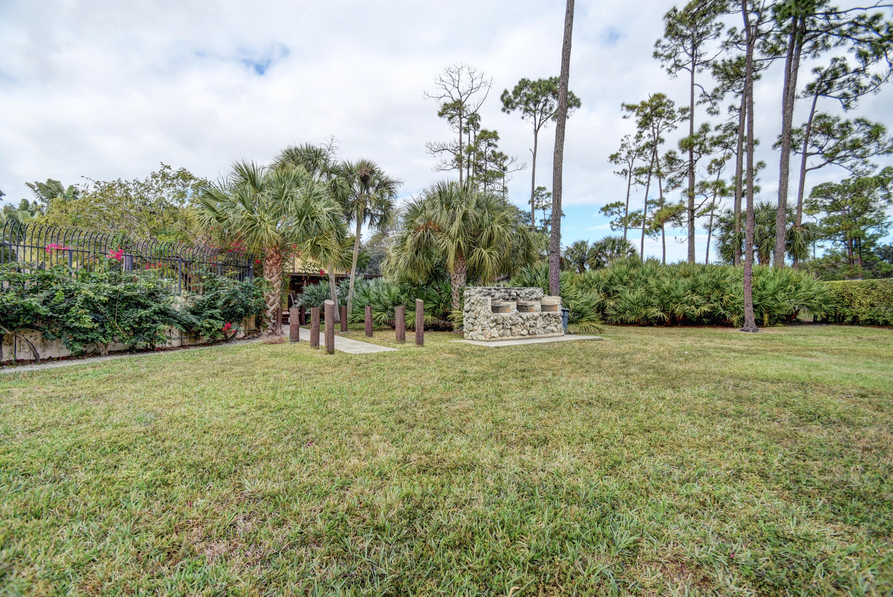 22499 Vistawood Way Boca Raton, FL 33428 - Photo 38 of 45 DSC_1257_58_59_60_61