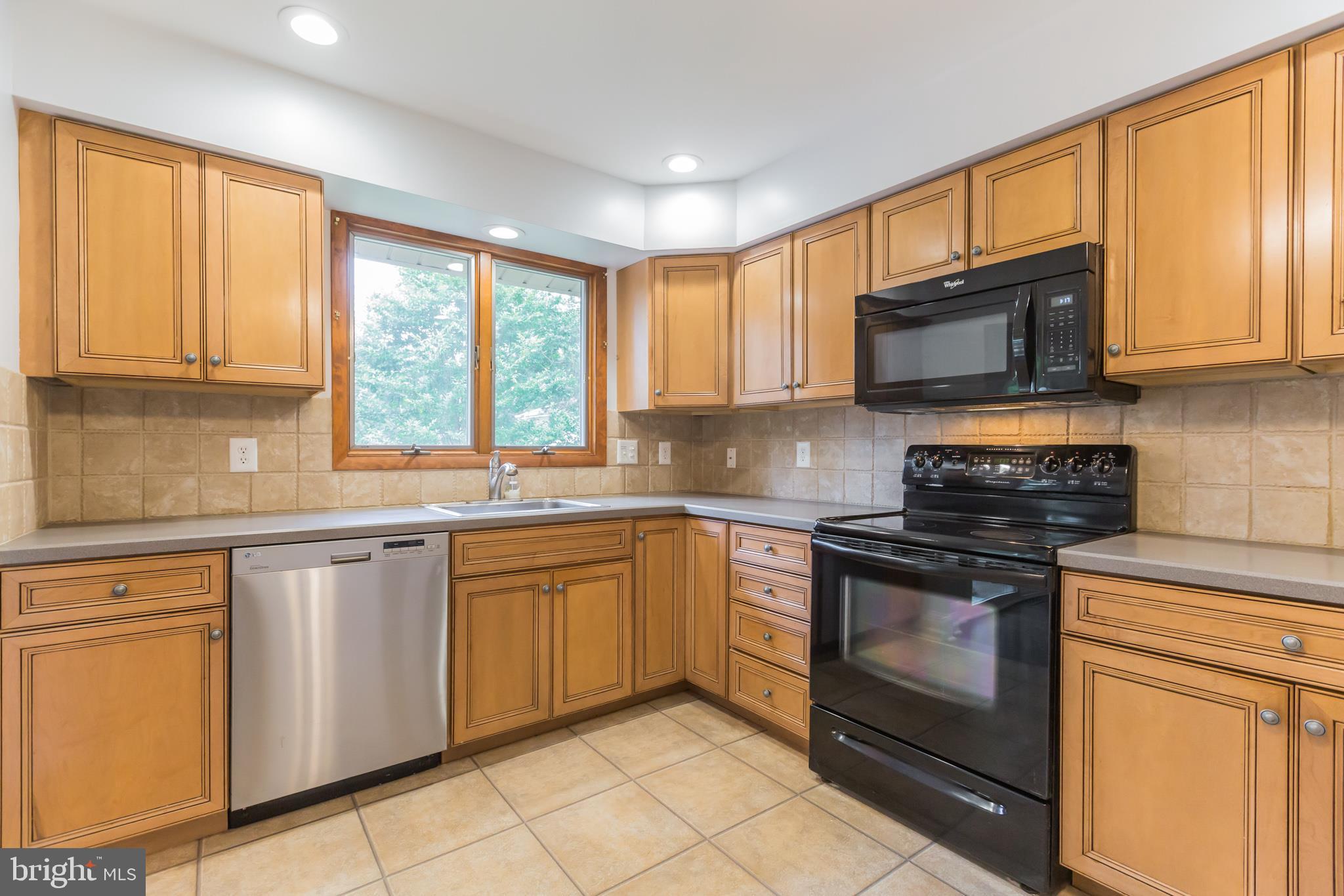 804 Richard Road Cherry Hill, NJ 08034 - Photo 12 of 28 Gallery Image 12