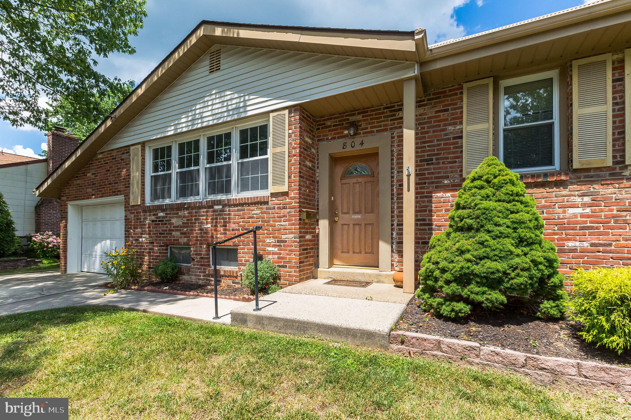 804 Richard Road Cherry Hill, NJ 08034 - Photo 3 of 28 Gallery Image 3