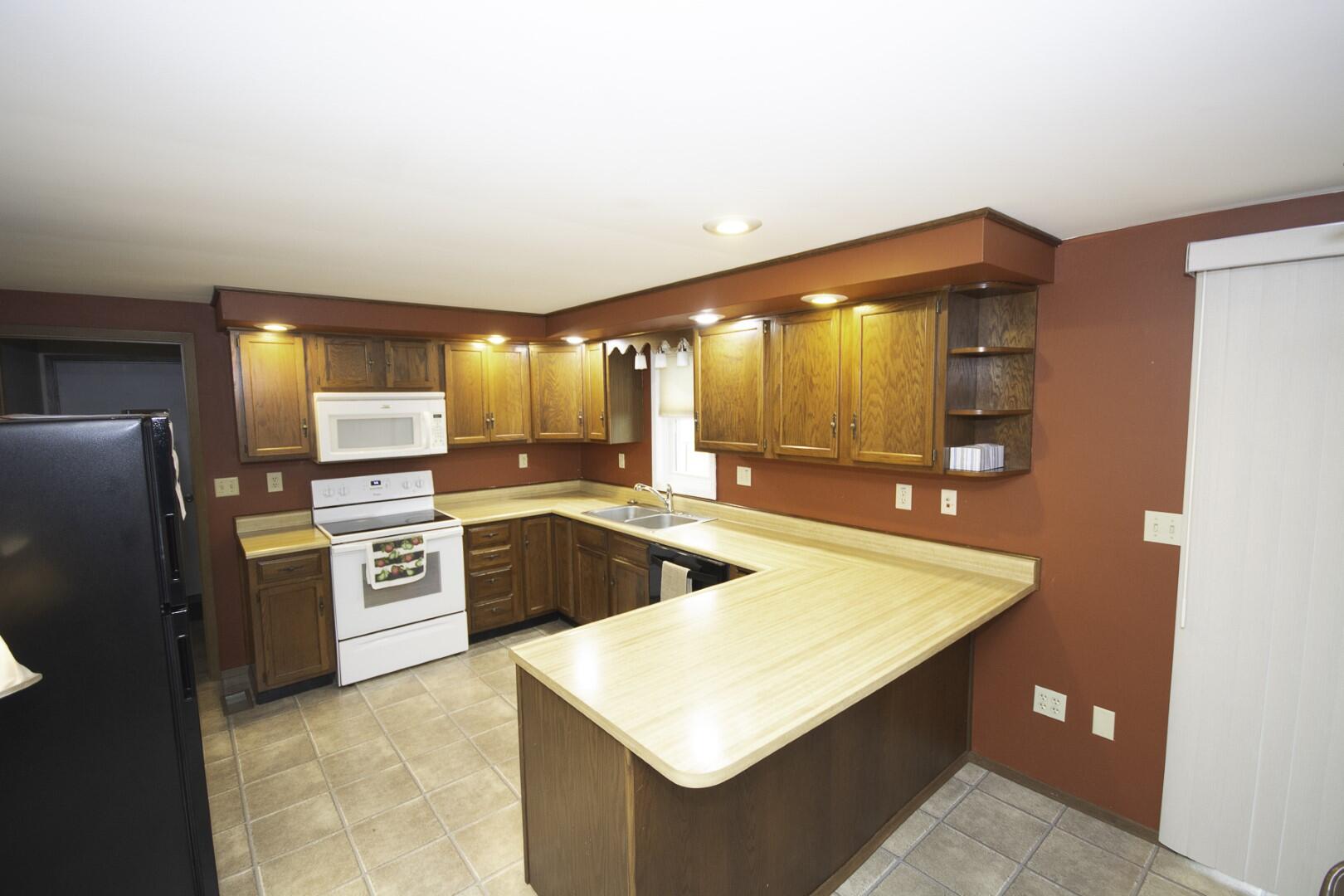10627 Rupert Road Wapakoneta, OH 45895 - Photo 6 of 22 Gallery Image 6