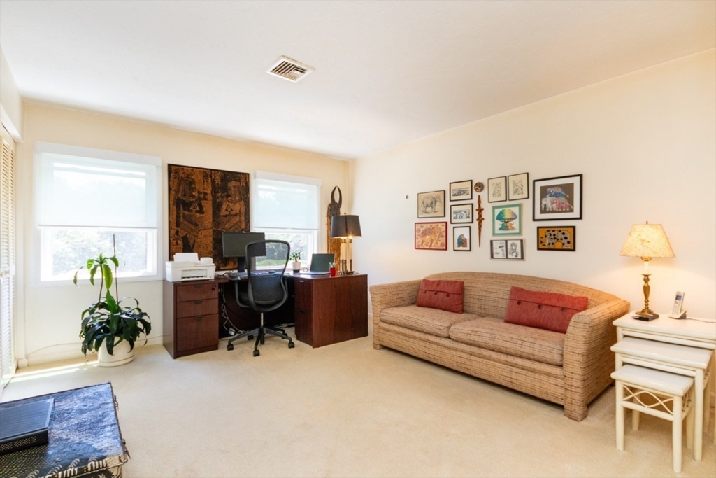 1307 Lagrange Street, Unit 1307 Boston, MA 02459 - Photo 21 of 31