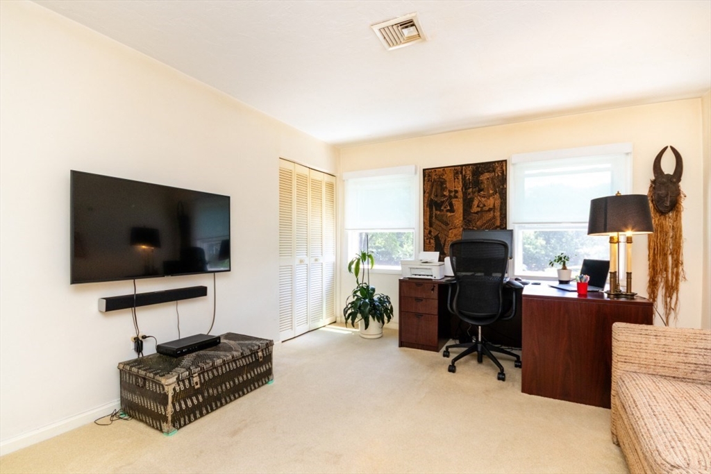 1307 Lagrange Street, Unit 1307 Boston, MA 02459 - Photo 22 of 31