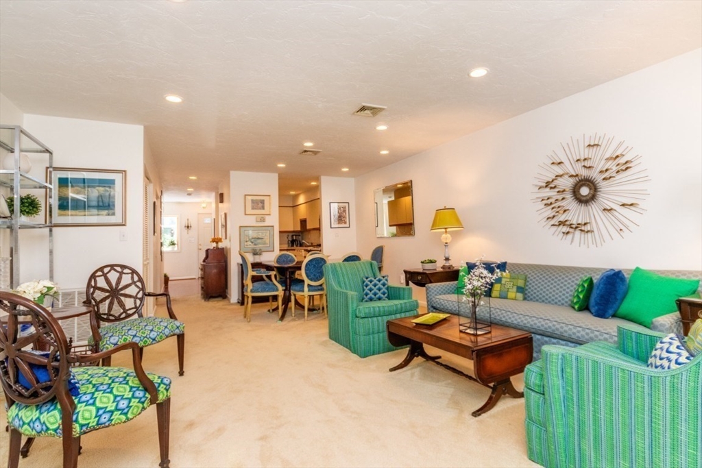 1307 Lagrange Street, Unit 1307 Boston, MA 02459 - Photo 7 of 31