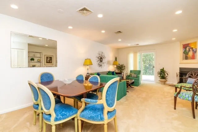 $3,500 | 1307 Lagrange Street, Unit 1307, Boston, MA 02459