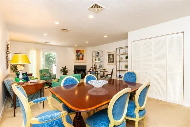 $3,500 | 1307 Lagrange Street, Unit 1307, Boston, MA 02459