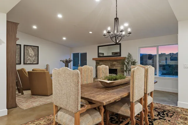 $2,650,000 | 954 Elk Grove Lane, Solvang, CA 93463