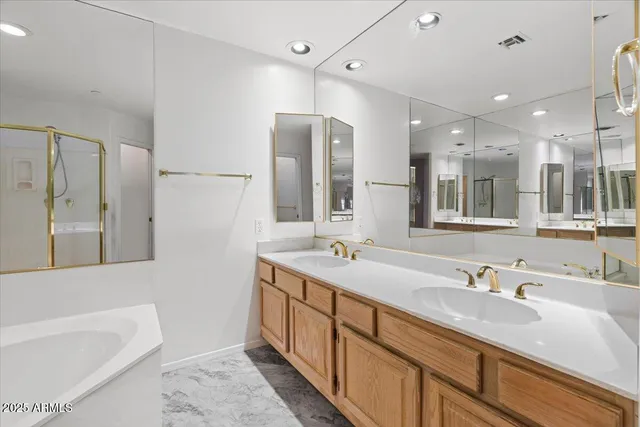 $2,095 | 5200 South Lakeshore Drive, Unit 120, Tempe, AZ 85283