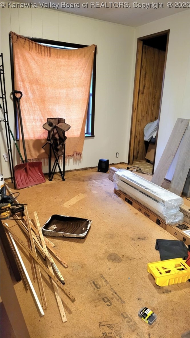 11241 Spencer Road Le Roy, WV 25252 - Photo 6 of 18 Gallery Image 6