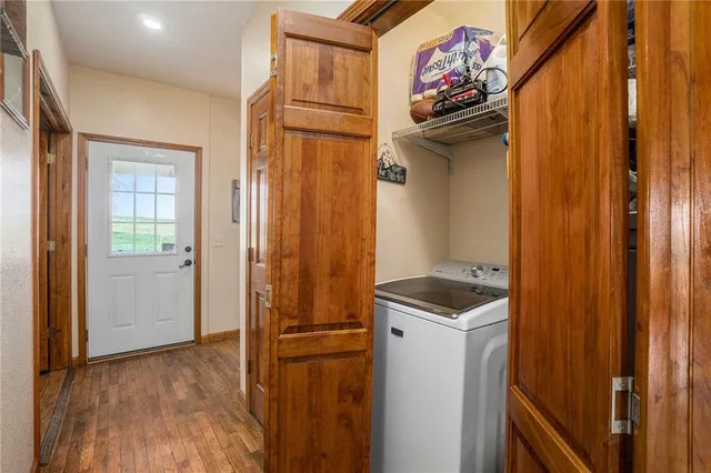 $2,000,000 | 21970 Lamar Road, Weston, MO 64098