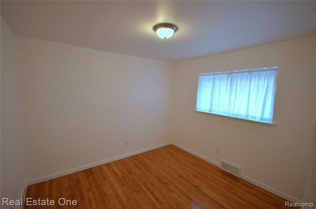 2140 Common Road Warren, MI 48092 - Photo 9 of 15 9 Bedroom.JPG