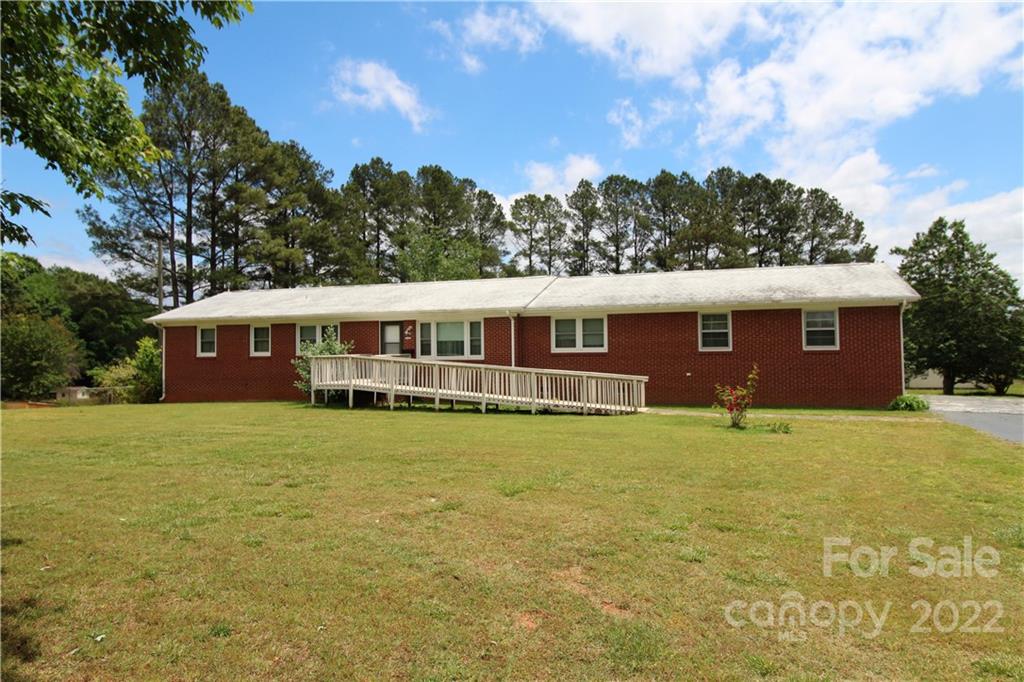 3424 Lincoln Road York, SC 29745 - Photo 1 of 20 Gallery Image 1