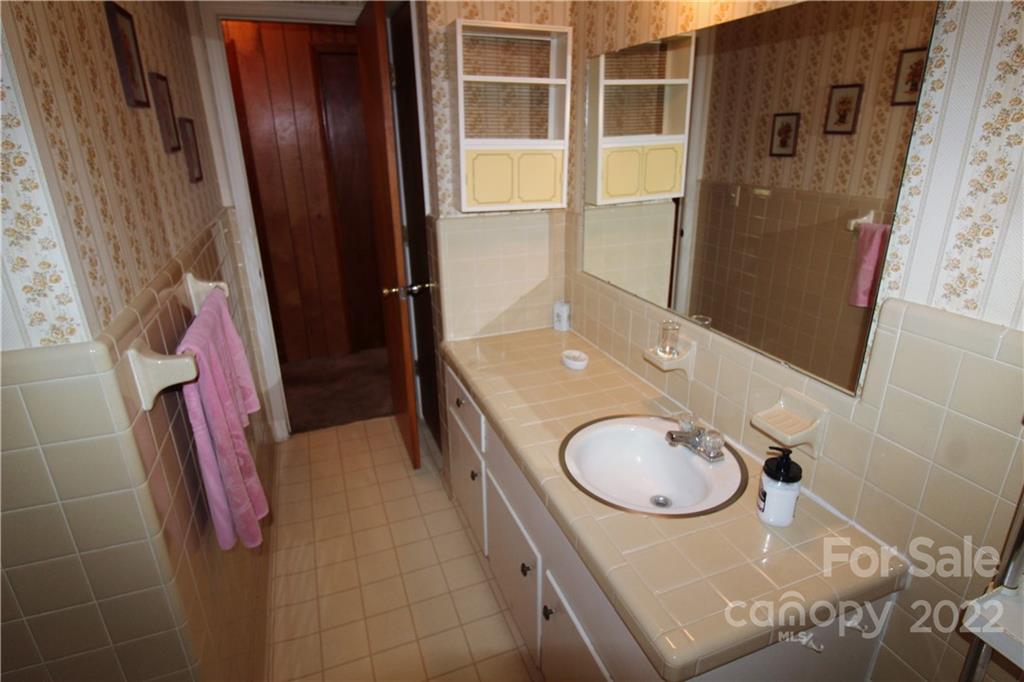 3424 Lincoln Road York, SC 29745 - Photo 12 of 20 Gallery Image 12