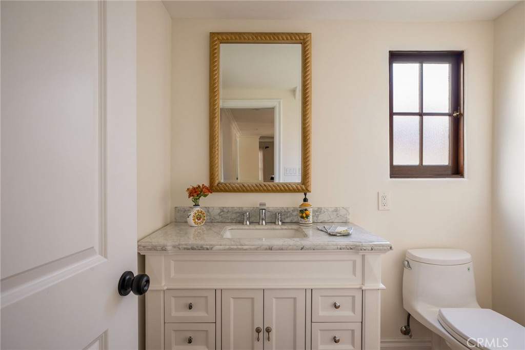 7905 West 80th Street Playa del Rey, CA 90293 - Photo 9 of 42 Gallery Image 9