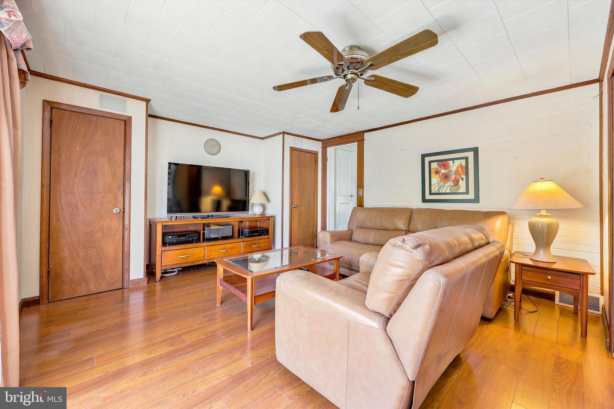 405 Brentwood Road Havertown, PA 19083 - Photo 9 of 39 Family Room