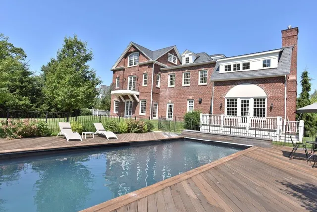 $5,900,000 | 5020 Grosvenor Avenue, Unit 1 | Fieldston