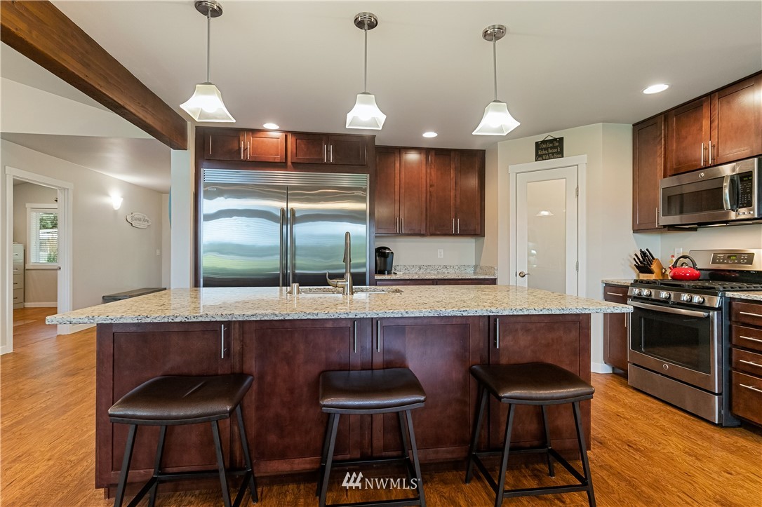 203 West Hemmi Road Bellingham, WA 98226 - Photo 13 of 38 Gallery Image 13