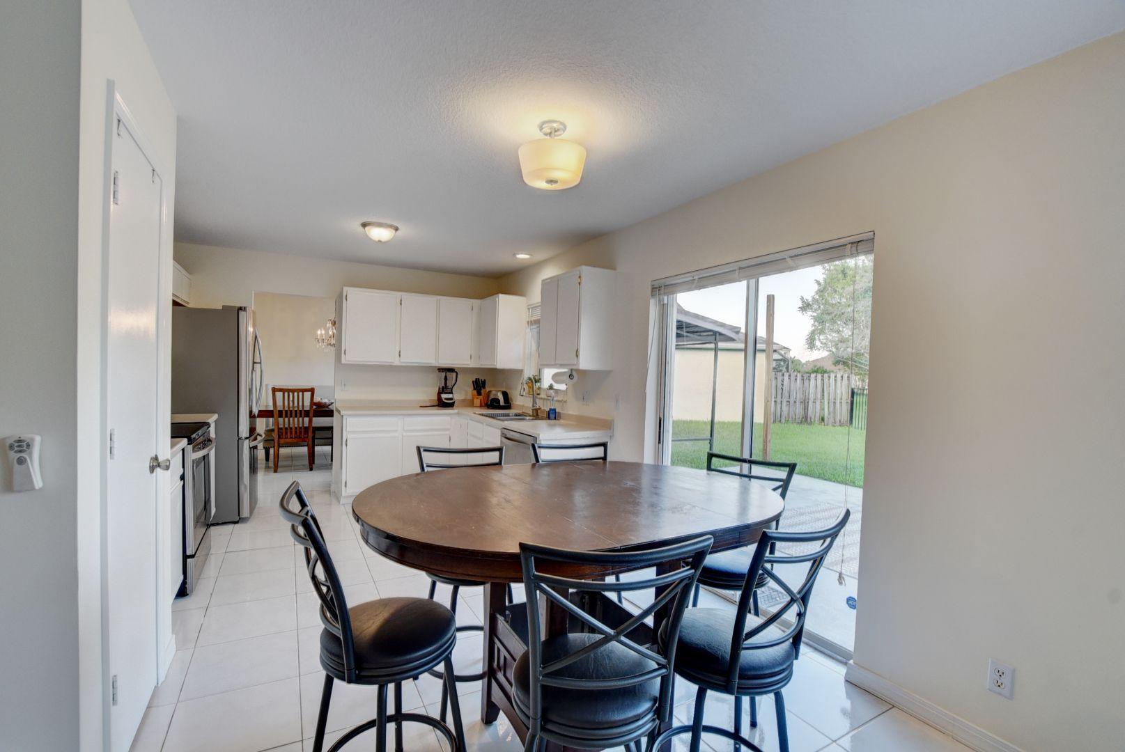 22509 Middletown Drive Boca Raton, FL 33428 - Photo 7 of 19 25_ebf_0656and4more