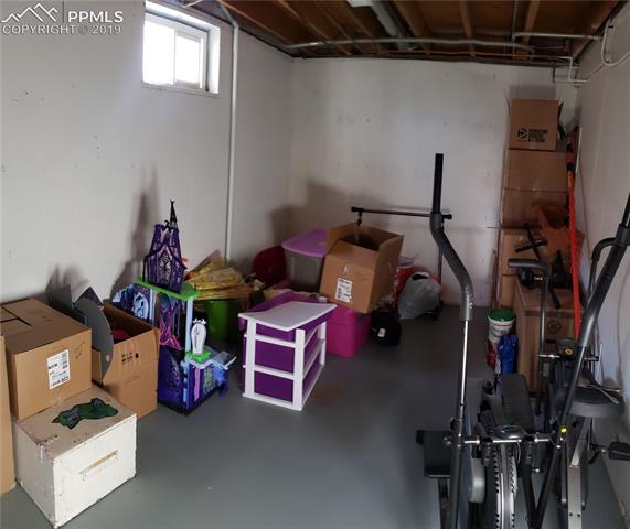 614 Yellowstone Road Colorado Springs, CO 80910 - Photo 20 of 24 Gallery Image 20