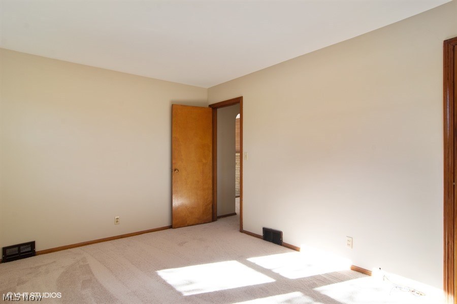 8121 Brentwood Road Mentor, OH 44060 - Photo 21 of 25