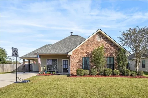 $230,000 | 18171 Grey Wolf Trail, Loranger, LA 70446