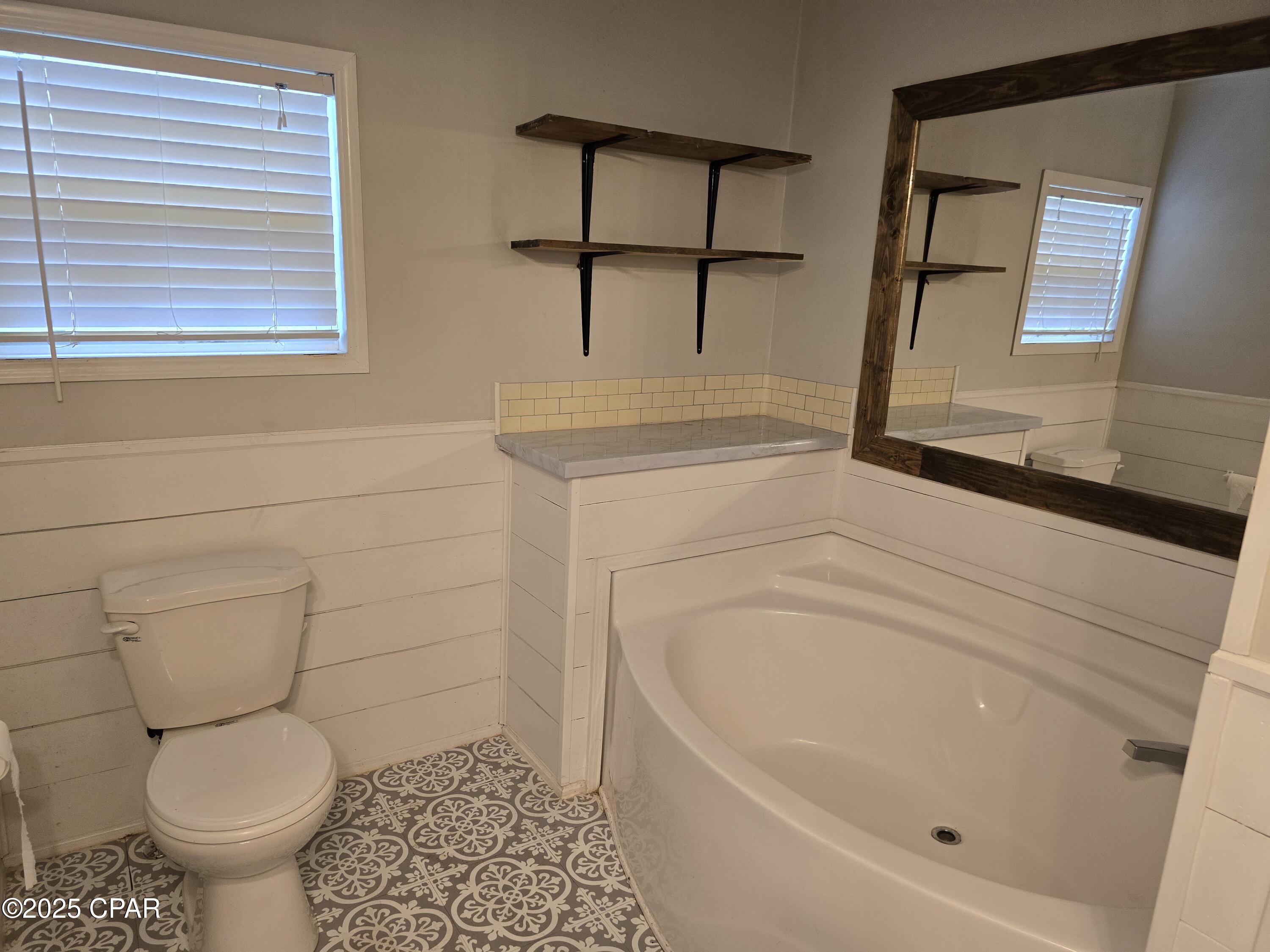 21102 Northwest Lakeview Drive Altha, FL 32421 - Photo 14 of 17