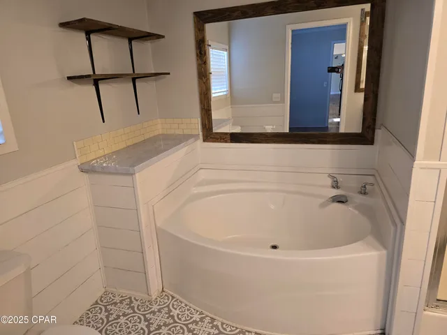 $124,000 | 21102 Northwest Lakeview Drive, Altha, FL 32421