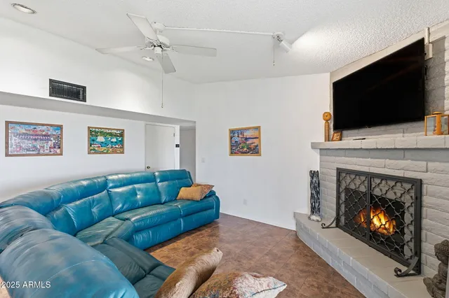 $411,000 | 701 Canterbury Drive, Sierra Vista, AZ 85635