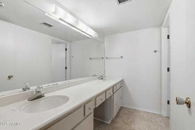 $411,000 | 701 Canterbury Drive, Sierra Vista, AZ 85635