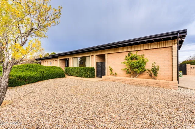 $411,000 | 701 Canterbury Drive, Sierra Vista, AZ 85635