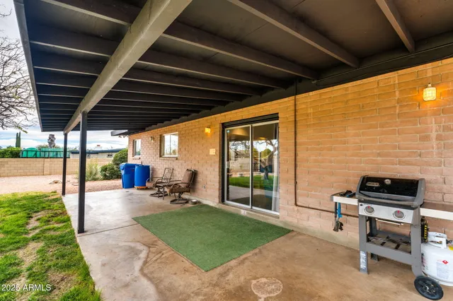 $411,000 | 701 Canterbury Drive, Sierra Vista, AZ 85635