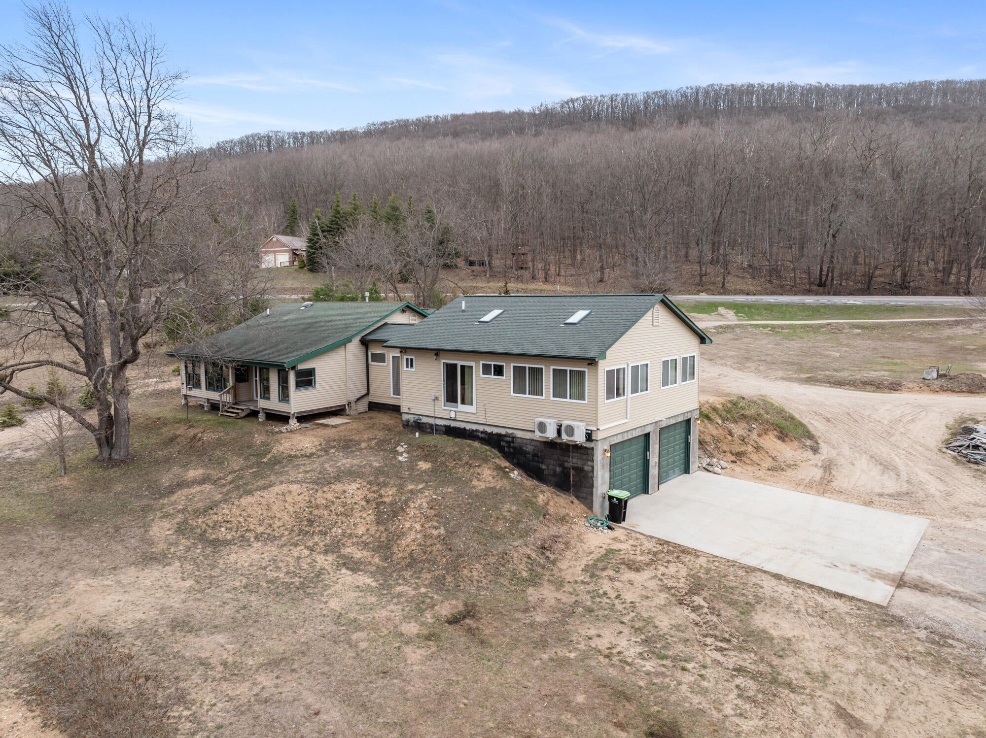 2286 Maxwell Road Petoskey, MI 49770 - Photo 34 of 49 Gallery Image 34