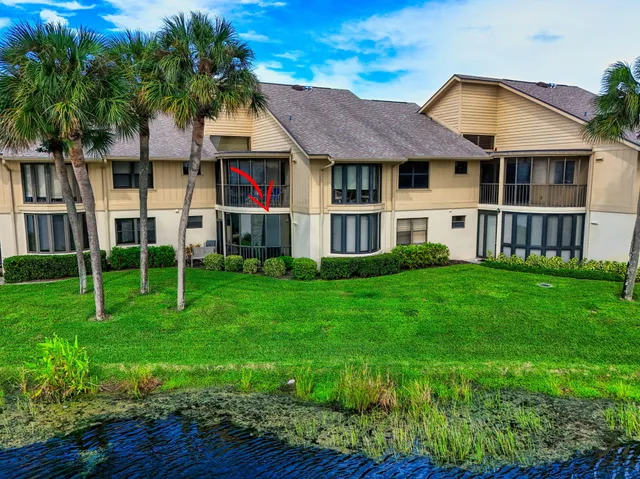 $525,000 | 16885 Waterbend Drive, Unit 175, Jupiter, FL 33477