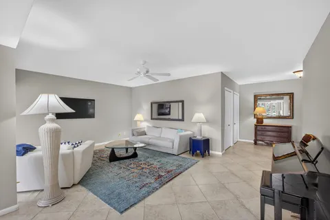 $489,000 | 16885 Waterbend Drive, Unit 175, Jupiter, FL 33477