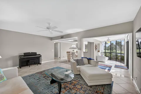 $489,000 | 16885 Waterbend Drive, Unit 175, Jupiter, FL 33477