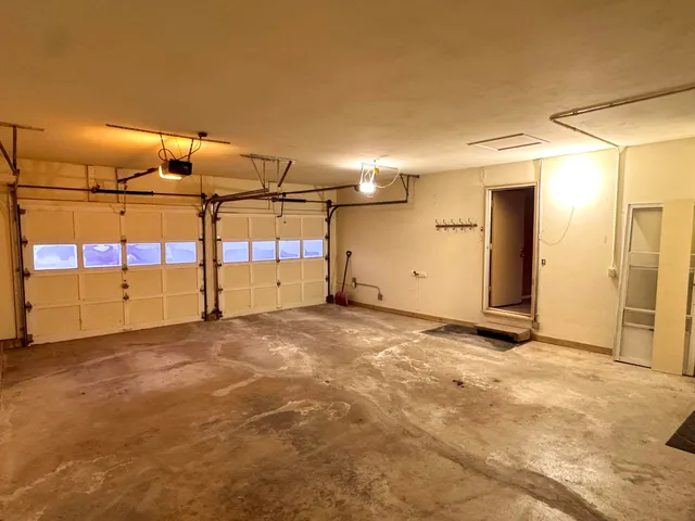 $420,000 | 913 Chapel Hill Road, Madison, WI 53711