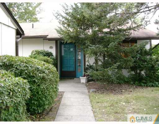 37 B Haddon Road Monroe Township, NJ 08831 - Photo 1 of 10 Gallery Image 1