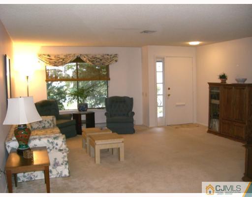 37 B Haddon Road Monroe Township, NJ 08831 - Photo 2 of 10 Gallery Image 2