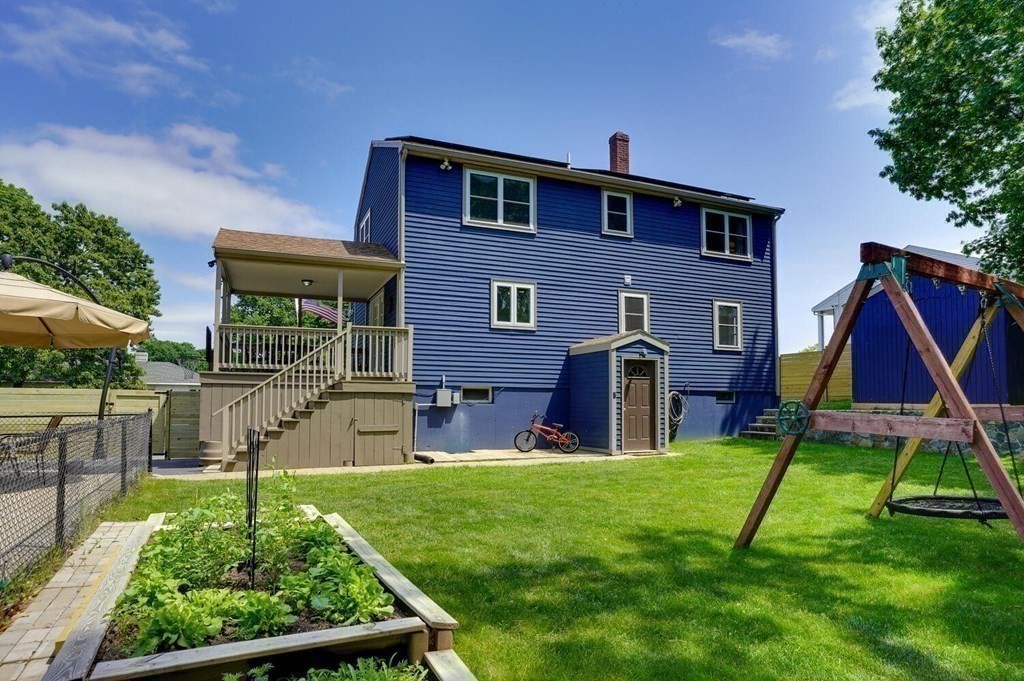 21 Murdoch Road Stoneham, MA 02180 - Photo 6 of 41 Gallery Image 6