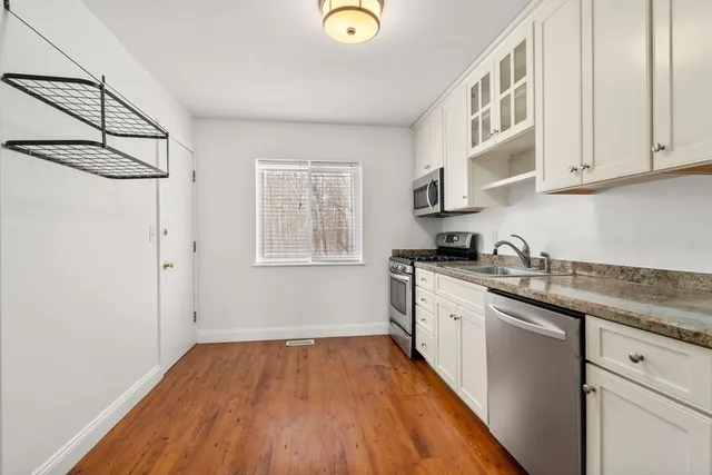 $2,200 | 12 Bayberry Drive, Unit 2, Sharon, MA 02067