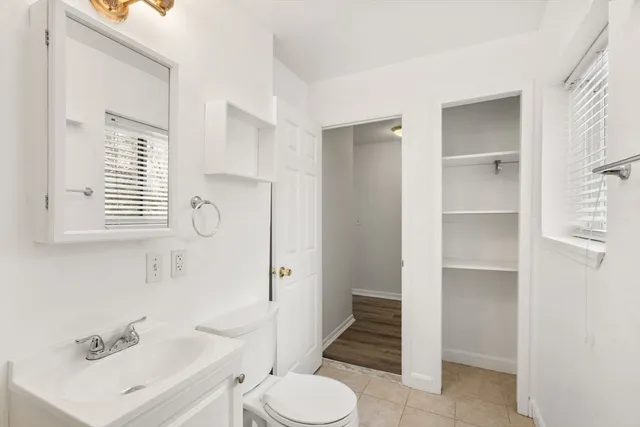 $2,200 | 12 Bayberry Drive, Unit 2, Sharon, MA 02067