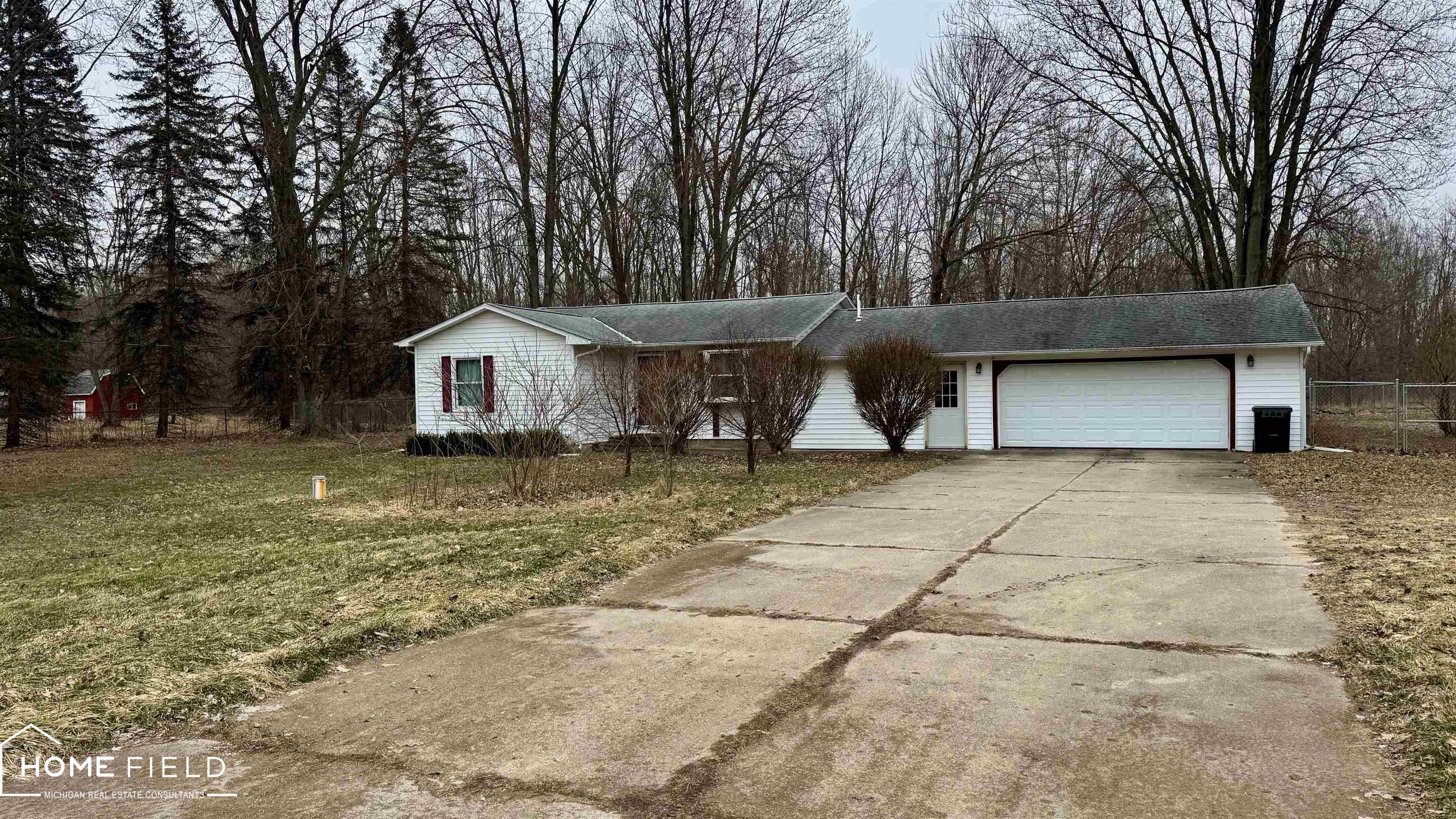 3300 Lansing Road Bancroft, MI 48414 - Photo 1 of 29