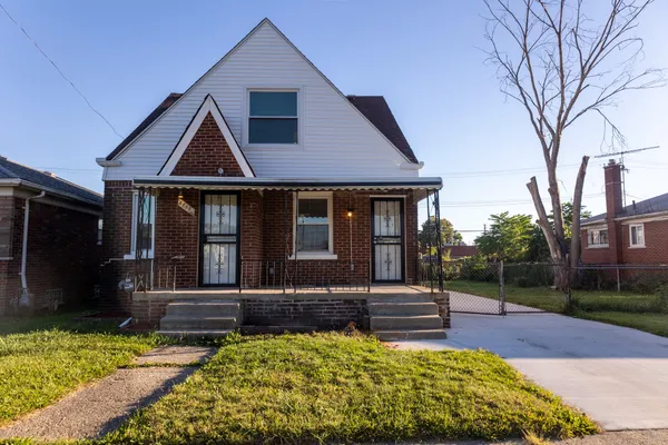 $199,500 | 6750 Buhr Street, Hamtramck, MI 48212