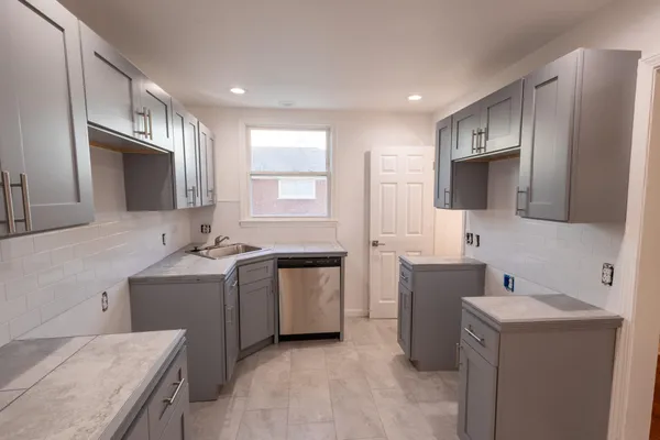 $199,500 | 6750 Buhr Street, Hamtramck, MI 48212
