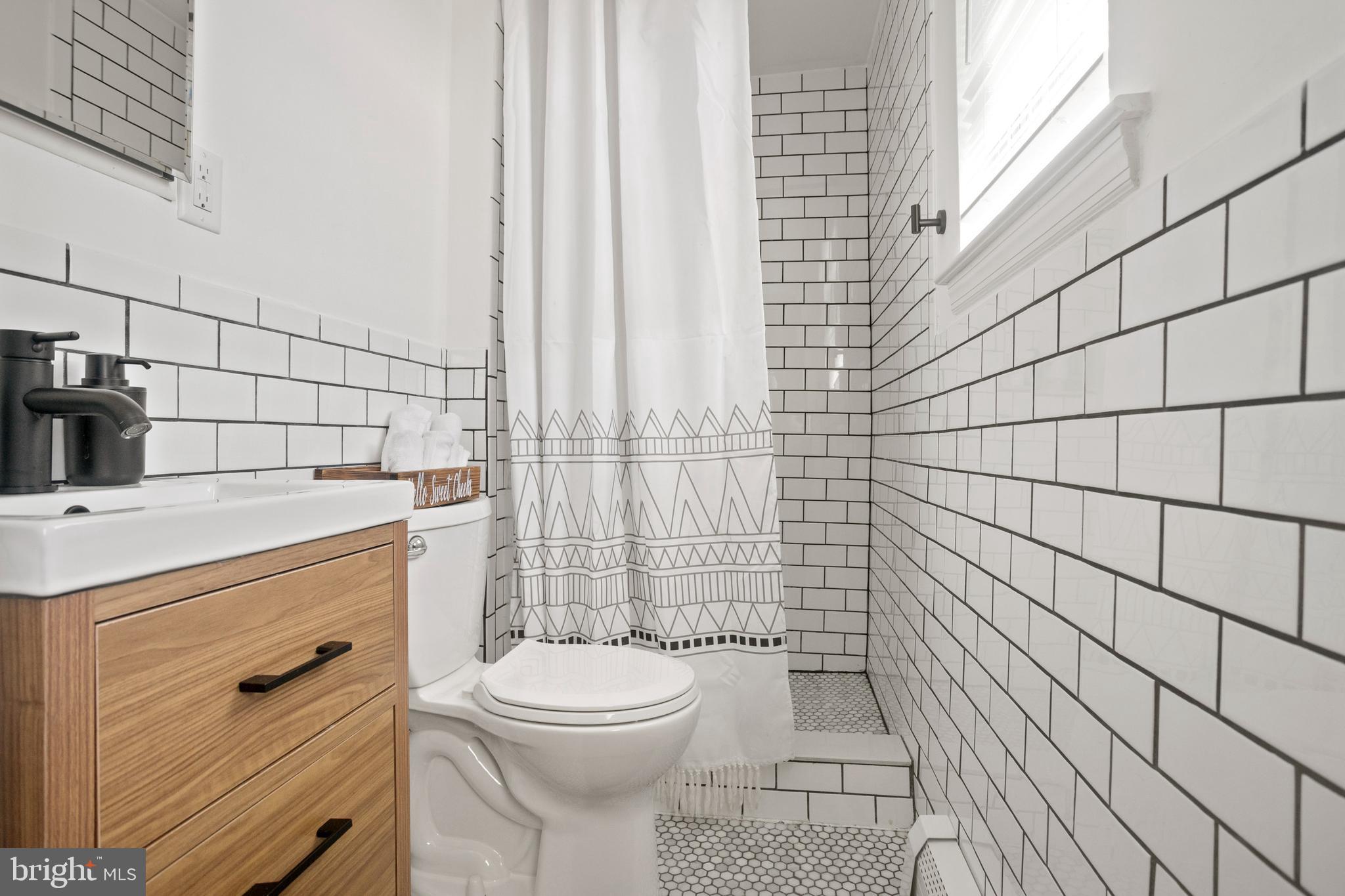 7336 Hiola Road Philadelphia, PA 19128 - Photo 31 of 45 Gallery Image 31