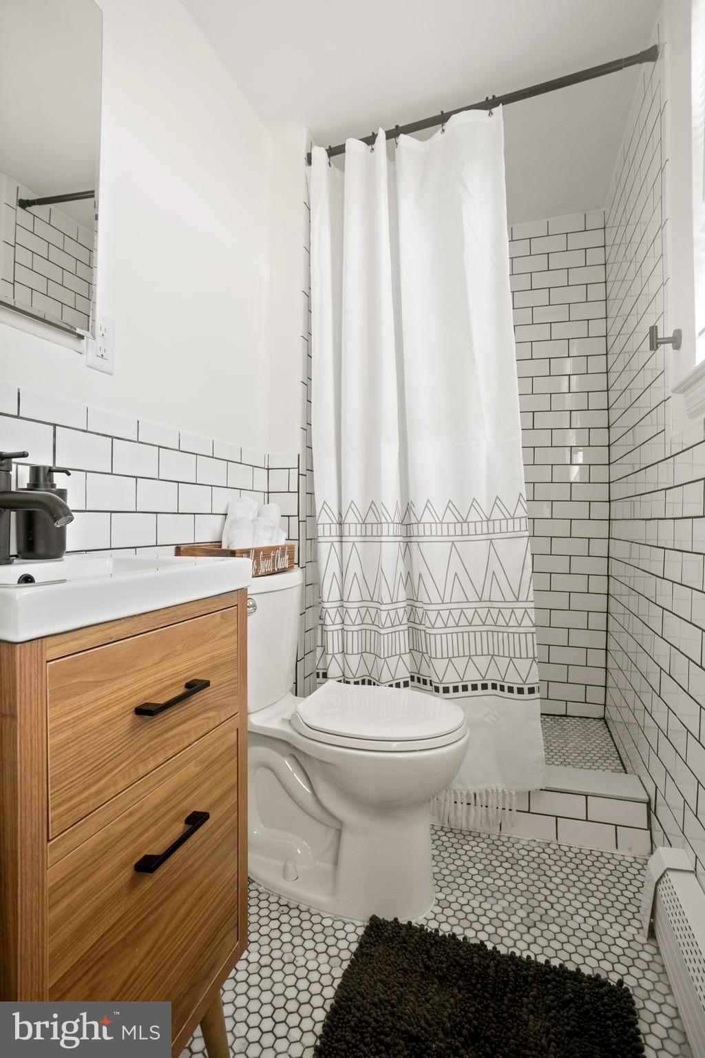 7336 Hiola Road Philadelphia, PA 19128 - Photo 32 of 45 Gallery Image 32