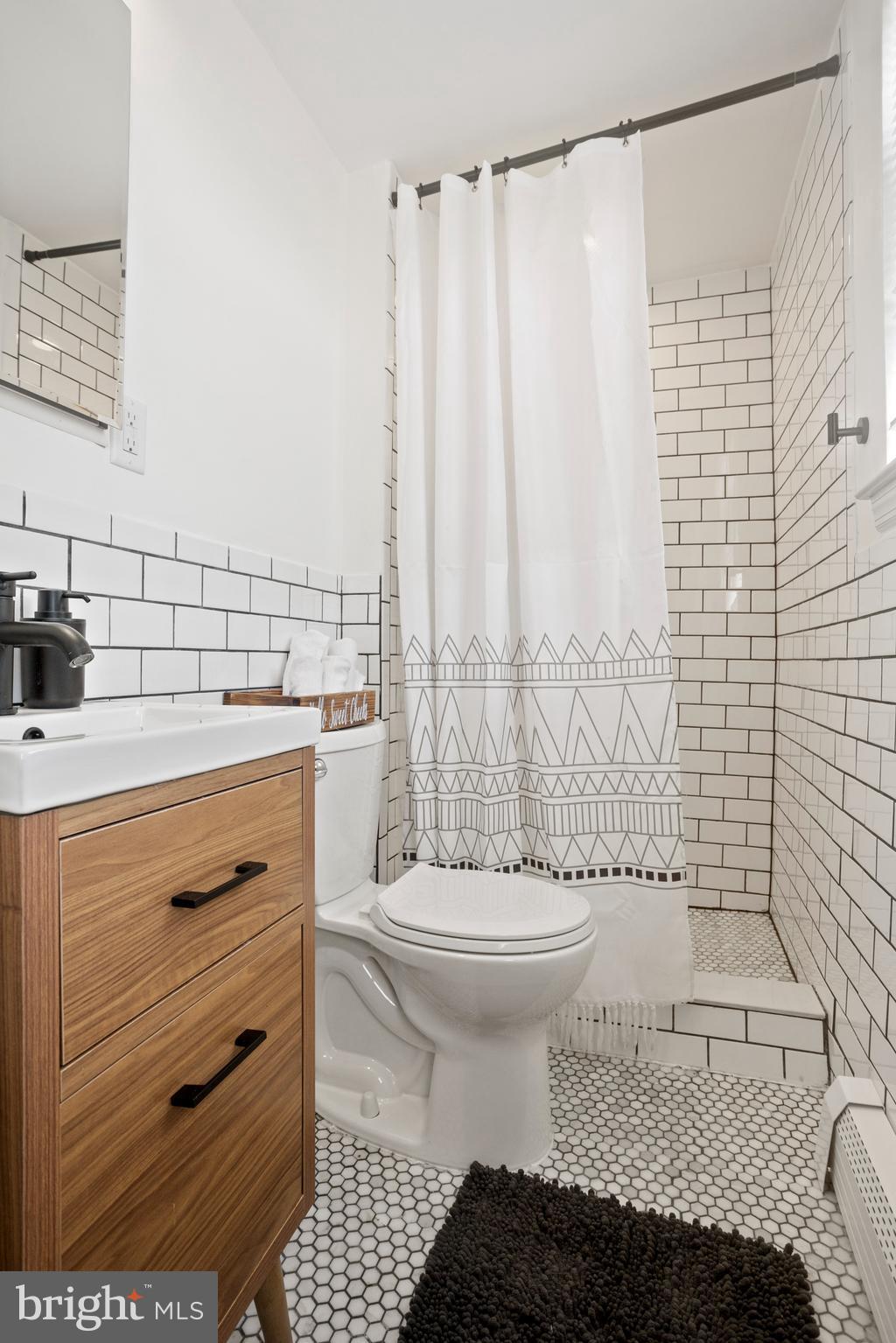 7336 Hiola Road Philadelphia, PA 19128 - Photo 33 of 45 Gallery Image 33