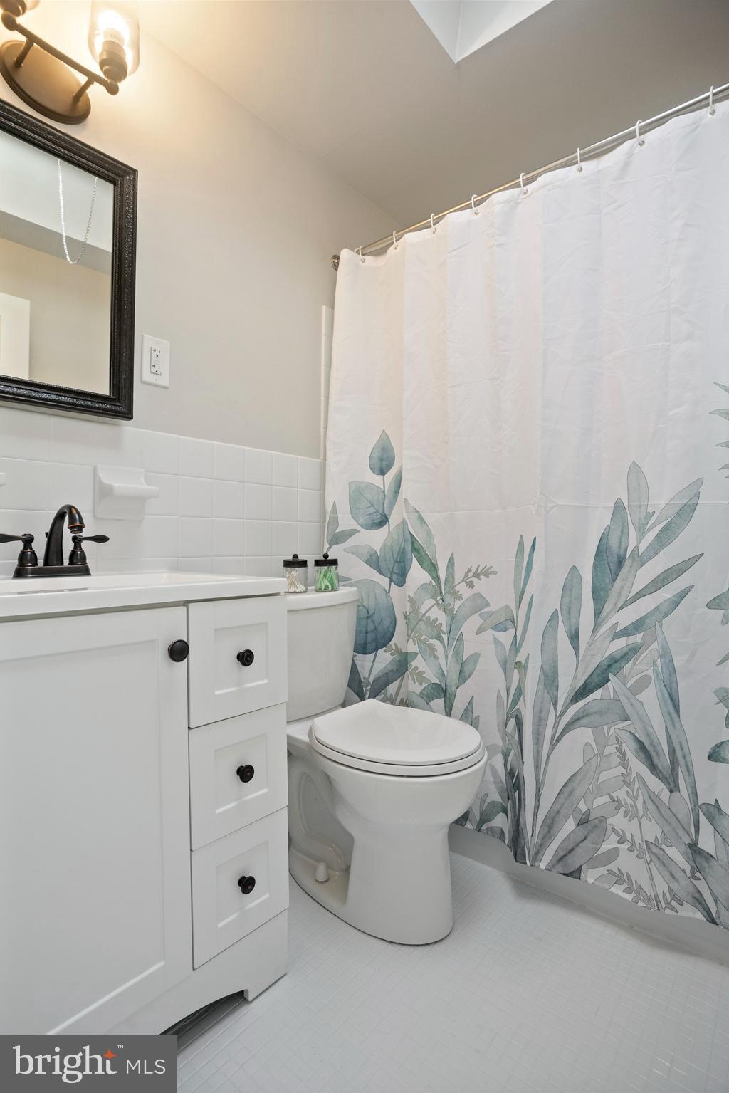 7336 Hiola Road Philadelphia, PA 19128 - Photo 35 of 45 Gallery Image 35