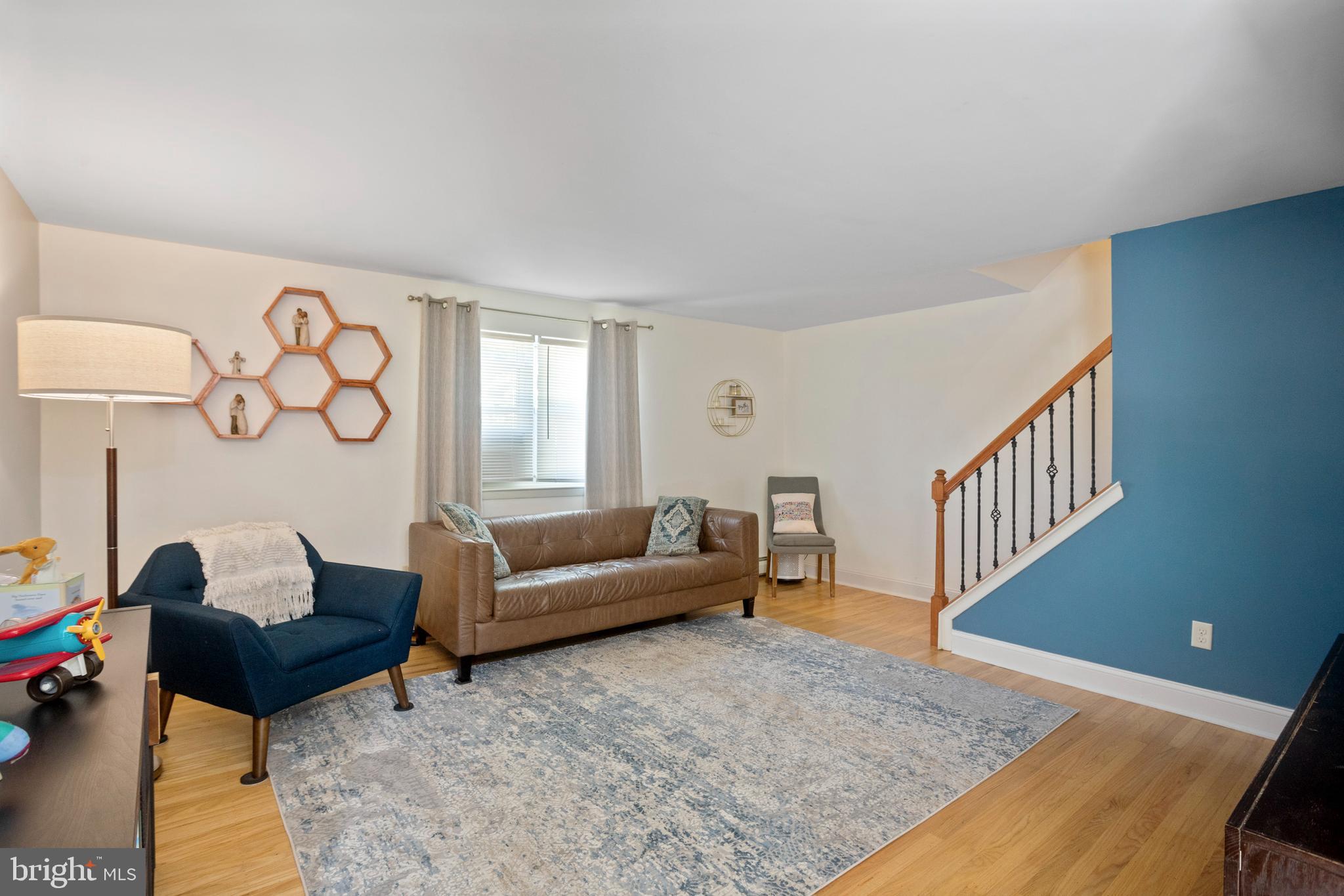 7336 Hiola Road Philadelphia, PA 19128 - Photo 5 of 45 Gallery Image 5